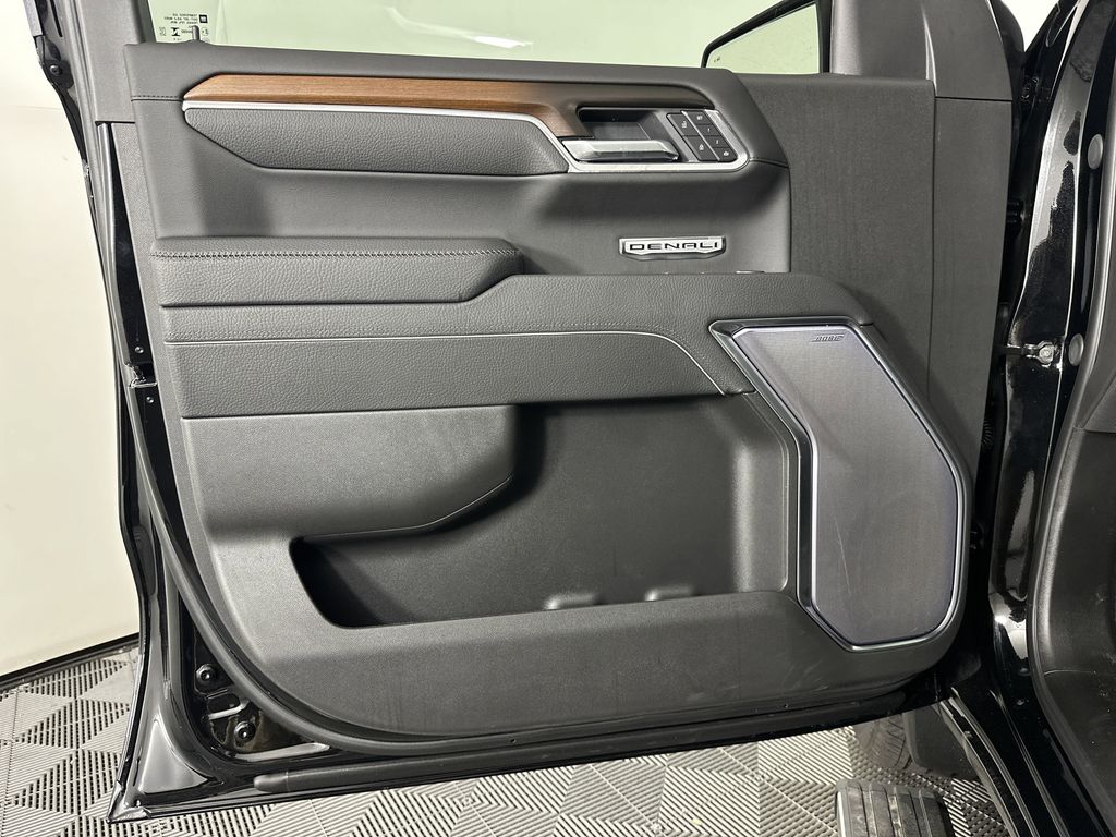 new 2025 GMC Sierra 1500 car, priced at $68,494