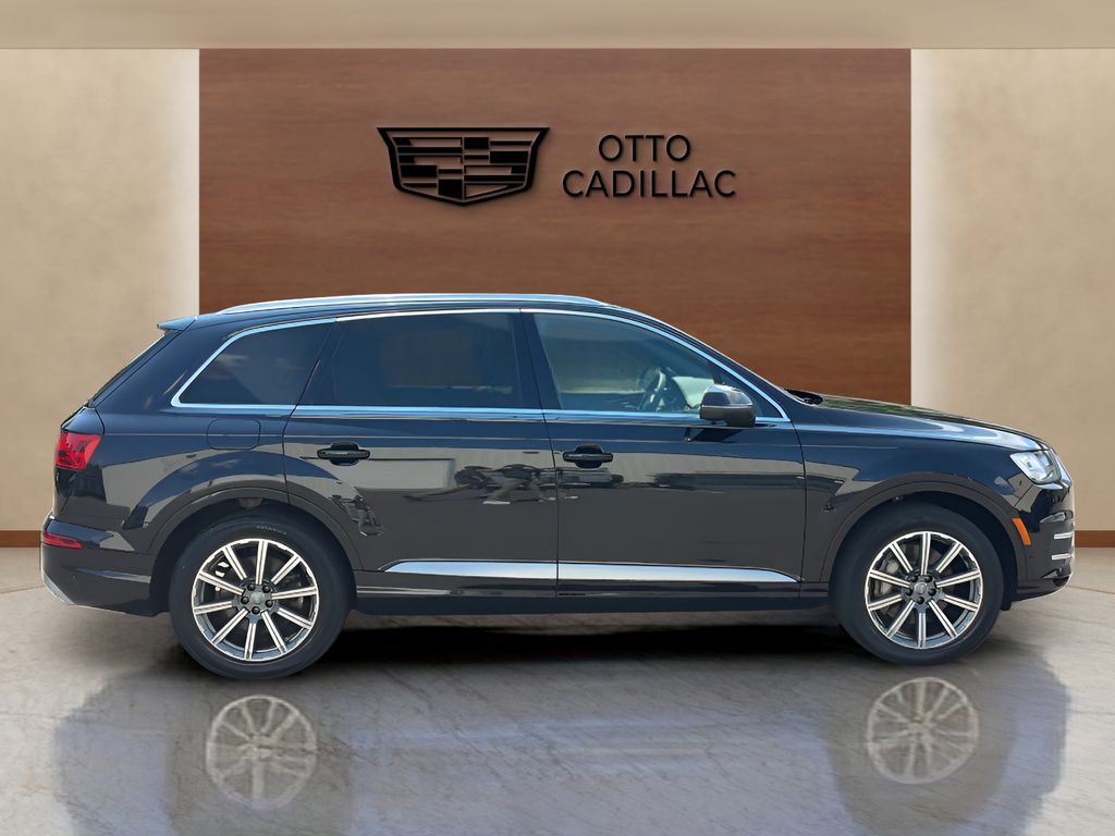 used 2019 Audi Q7 car, priced at $21,900
