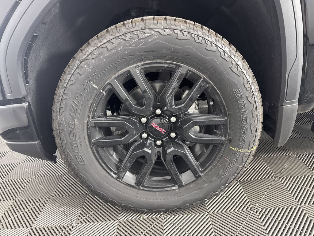 new 2025 GMC Sierra 1500 car, priced at $61,779