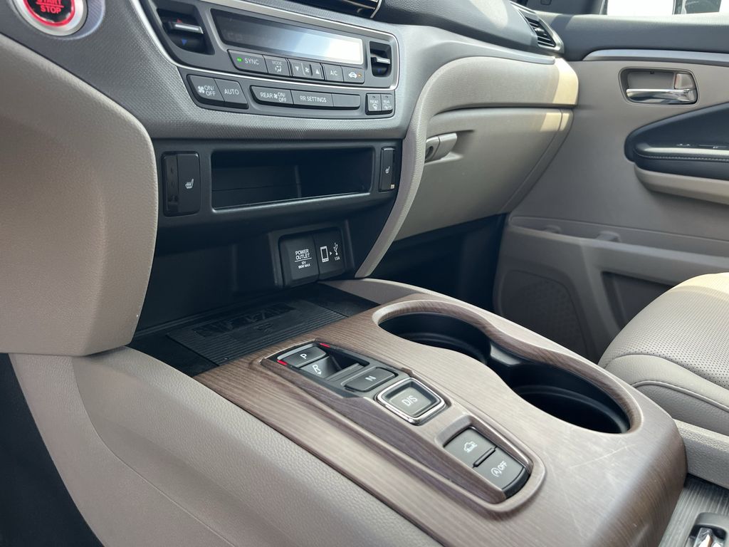 used 2023 Honda Ridgeline car, priced at $34,491