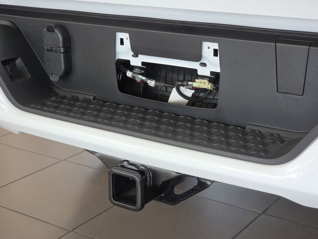 new 2025 GMC Canyon car, priced at $37,652