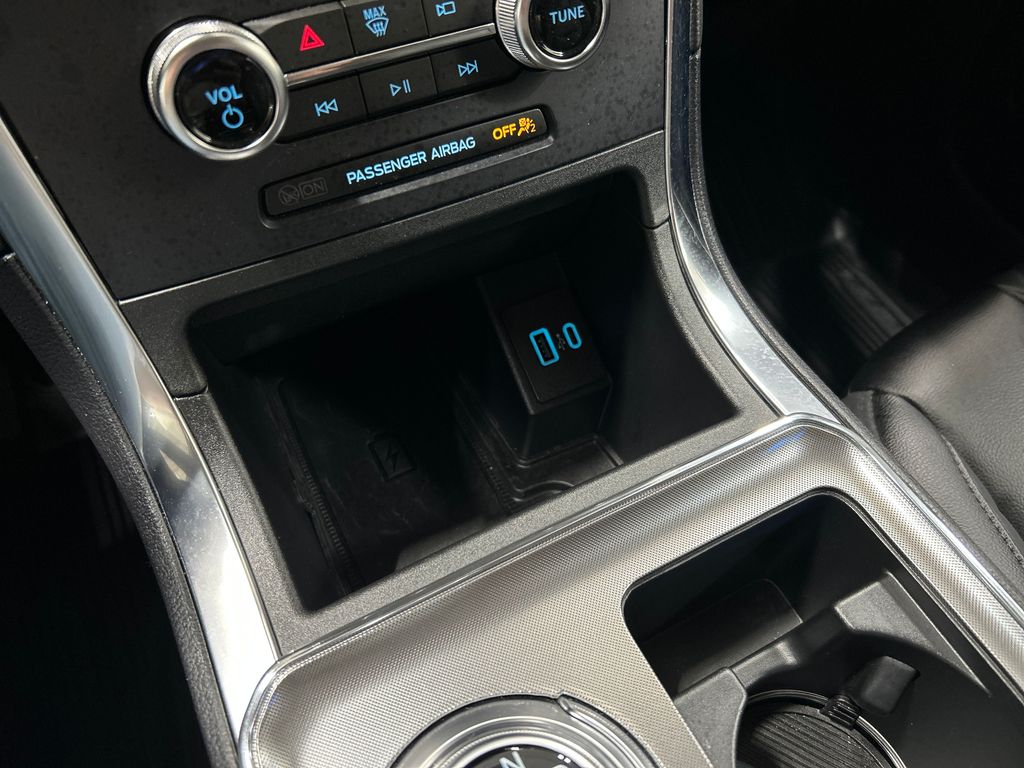 used 2023 Ford Edge car, priced at $29,969