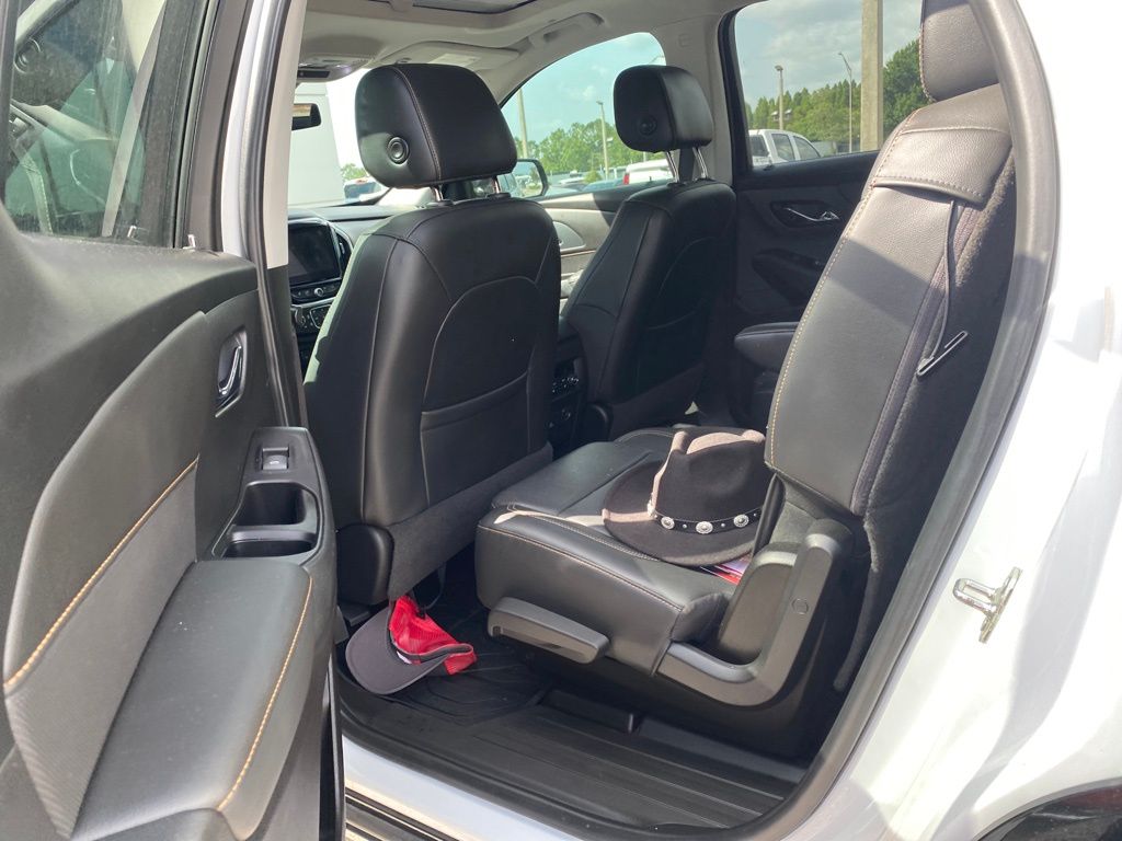 used 2020 Chevrolet Traverse car, priced at $31,491