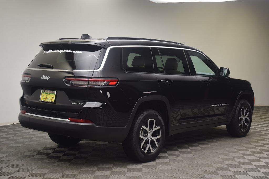 new 2025 Jeep Grand Cherokee L car, priced at $50,651