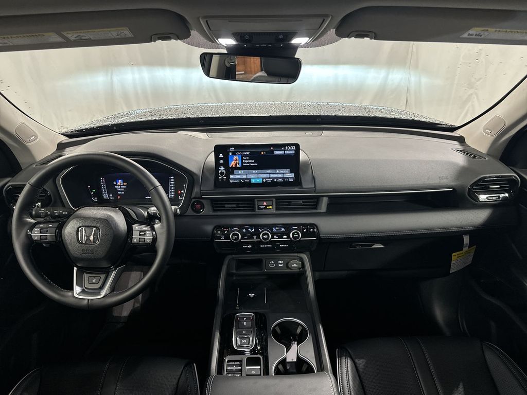 new 2025 Honda Pilot car, priced at $54,530