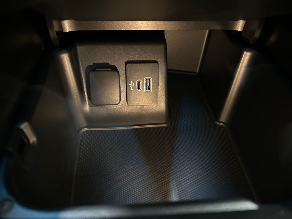 new 2025 Ford Explorer car, priced at $57,582