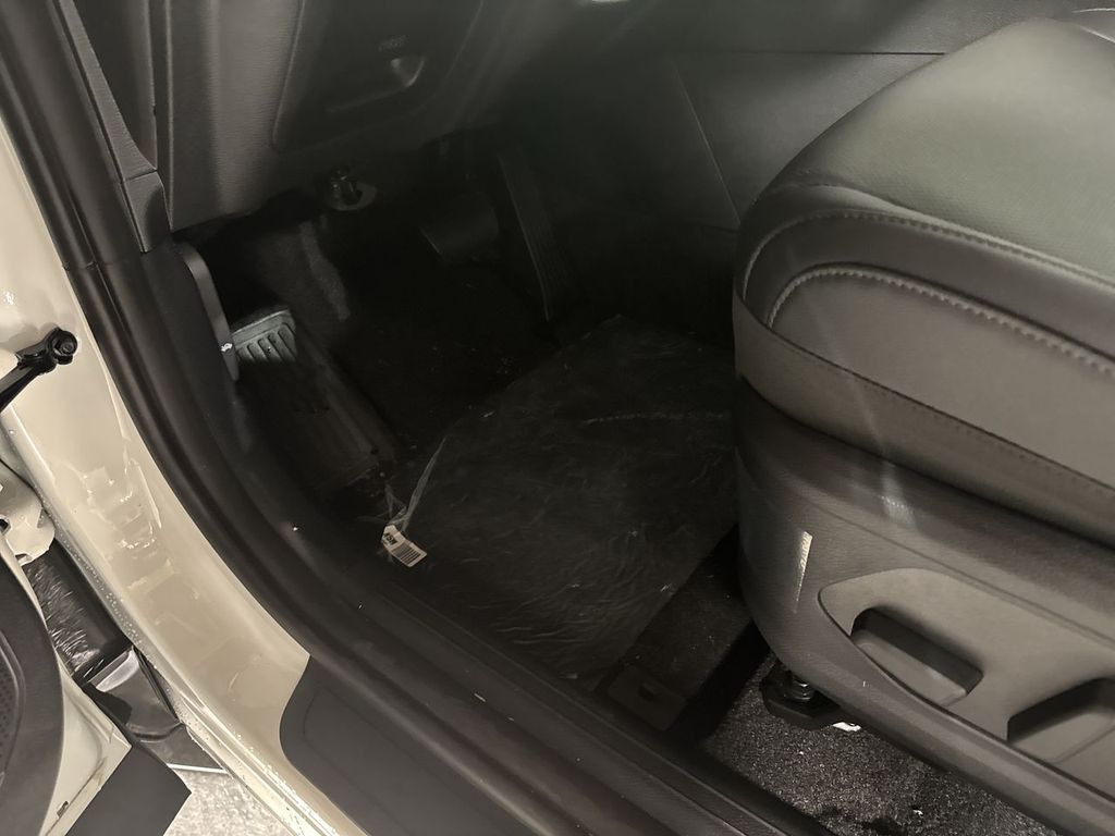 new 2025 Kia Sportage Hybrid car, priced at $38,986