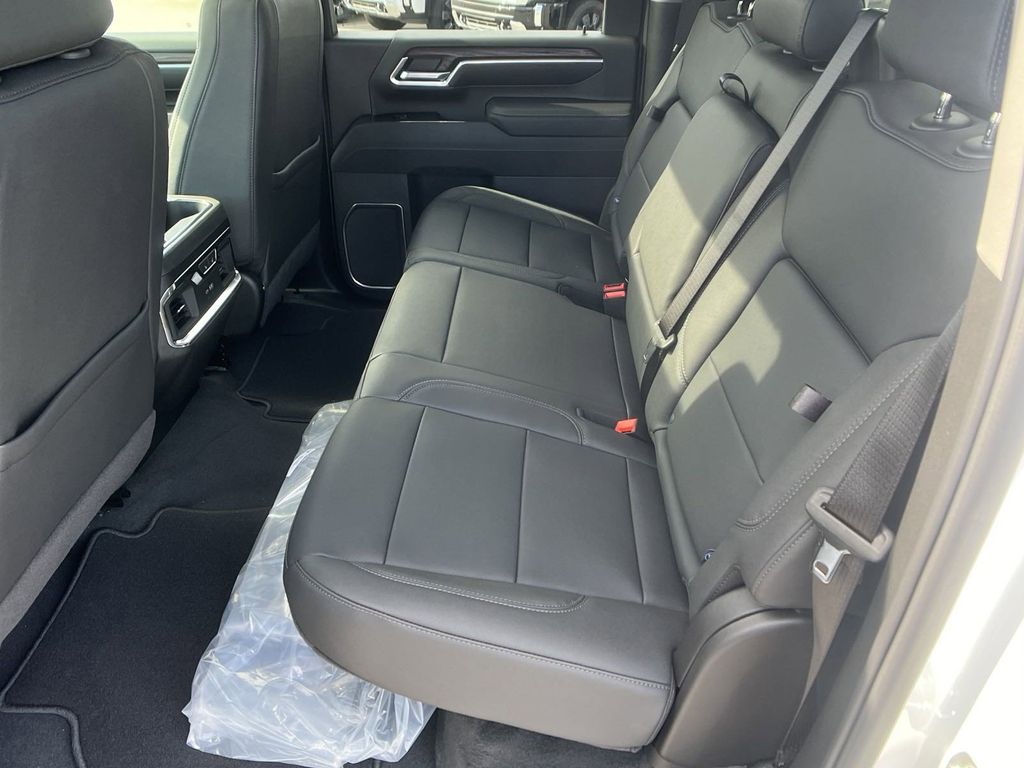 new 2025 GMC Sierra 2500HD car, priced at $80,403
