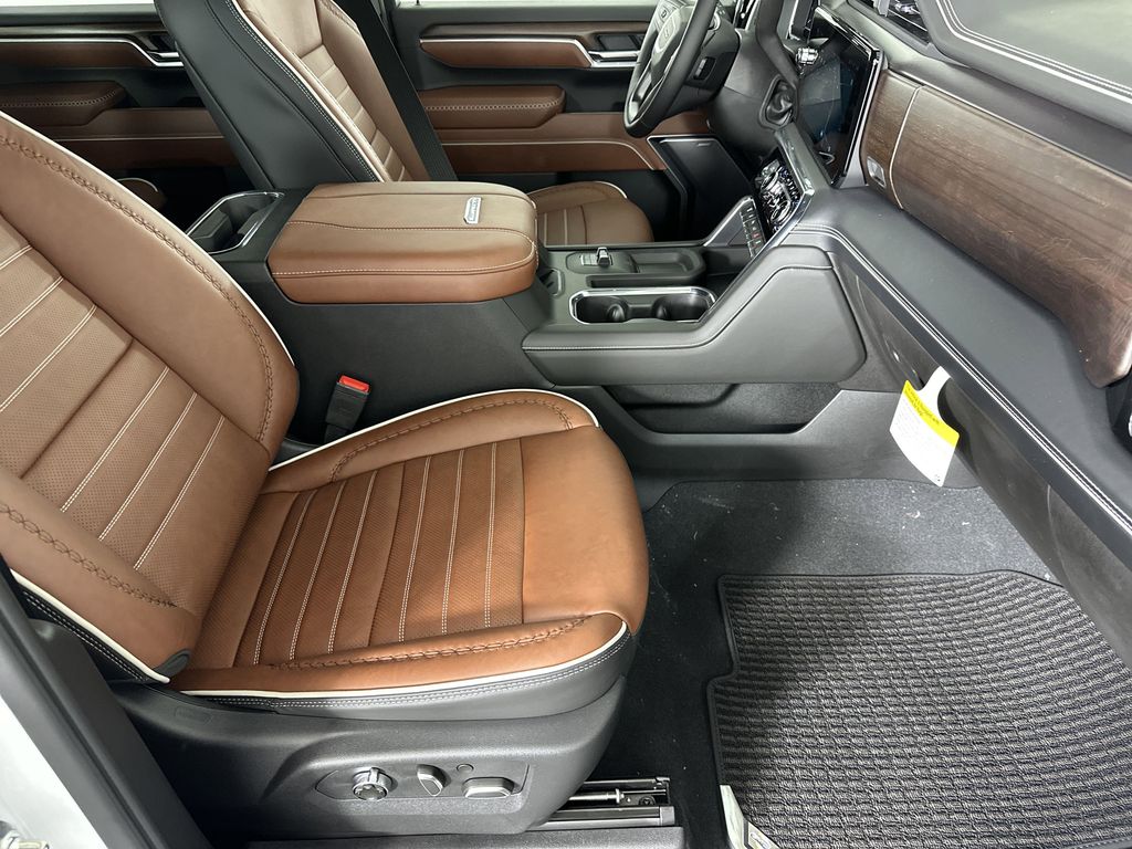 new 2025 GMC Sierra 2500HD car, priced at $93,552