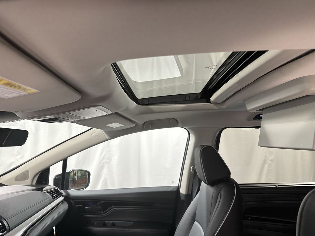 new 2026 Honda Odyssey car, priced at $48,990