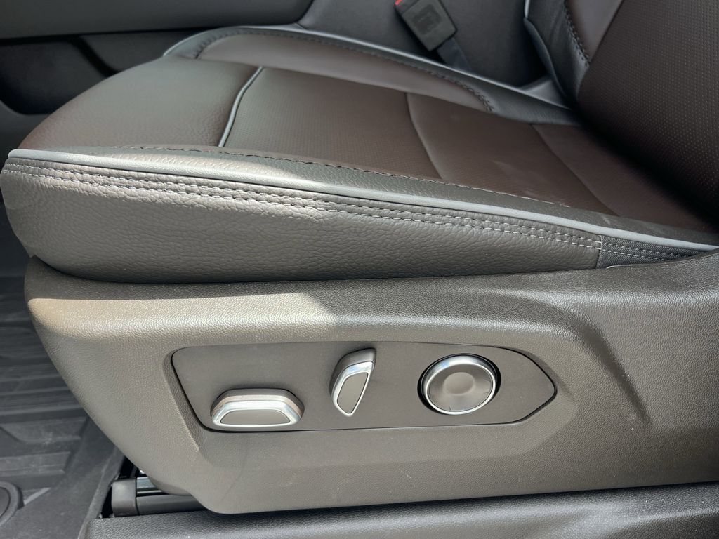 new 2025 GMC Sierra 2500HD car, priced at $89,360
