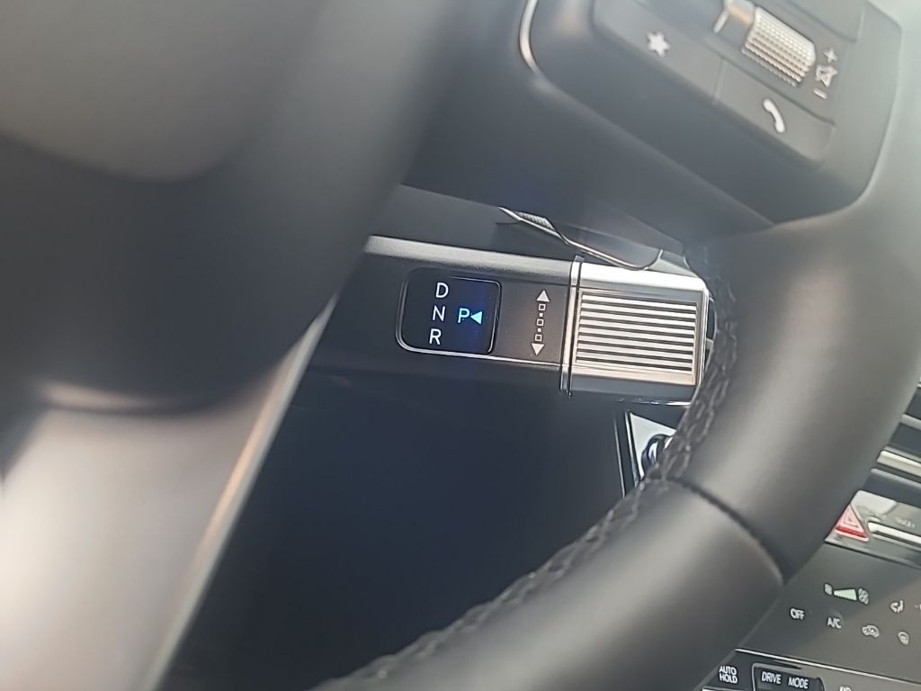 used 2025 Hyundai Santa Fe car, priced at $34,759