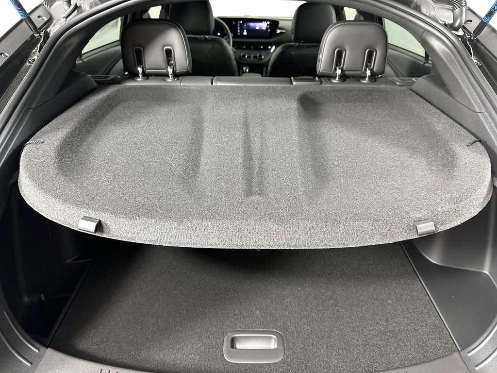 new 2025 Buick Envista car, priced at $24,790