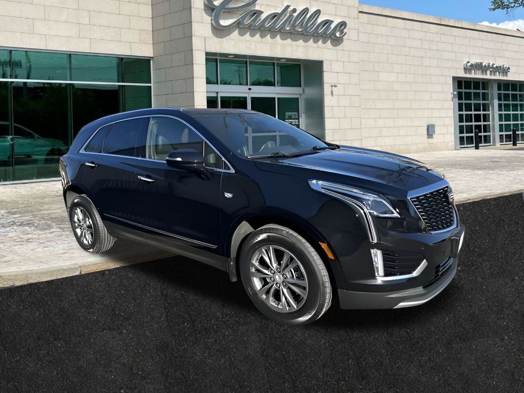 used 2022 Cadillac XT5 car, priced at $34,950