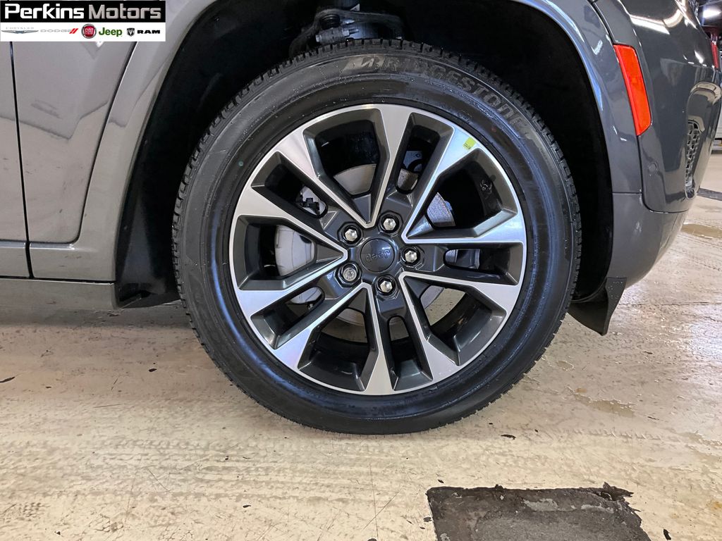 new 2025 Jeep Grand Cherokee car, priced at $59,841