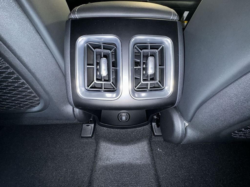 new 2025 Kia Sorento Hybrid car, priced at $42,088