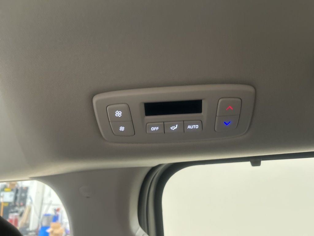 new 2026 Kia Carnival Hybrid car, priced at $43,570