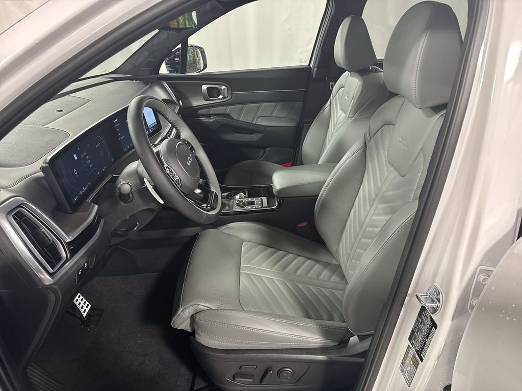 new 2025 Kia Sorento car, priced at $47,621
