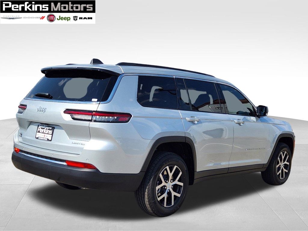 new 2025 Jeep Grand Cherokee L car, priced at $42,784