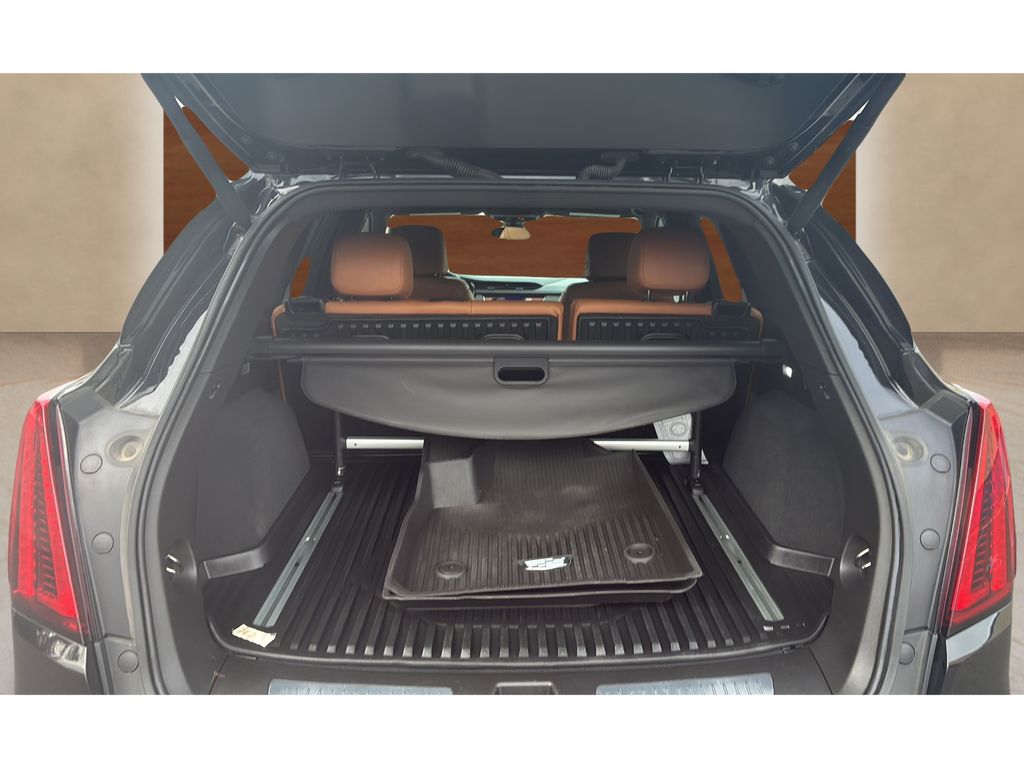 used 2023 Cadillac XT5 car, priced at $31,000