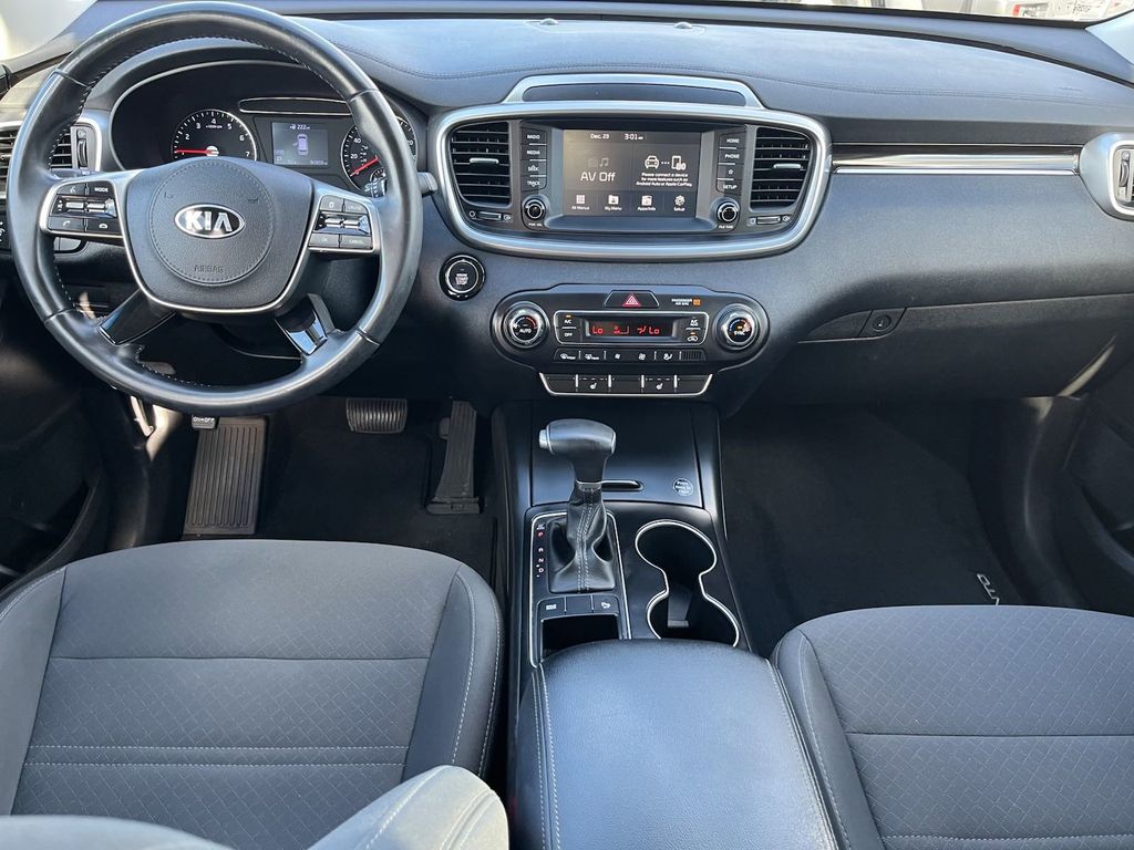 used 2020 Kia Sorento car, priced at $16,493