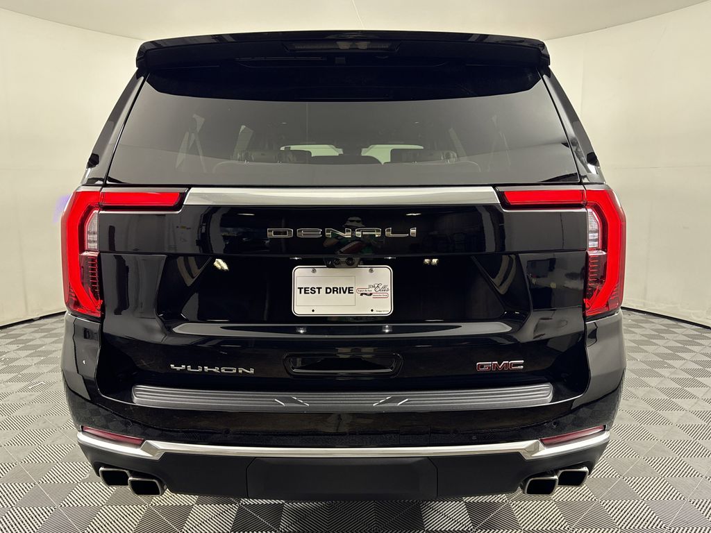 new 2025 GMC Yukon XL car, priced at $97,374