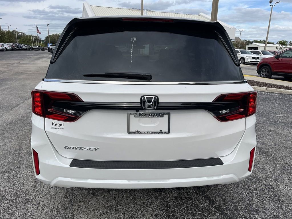 new 2025 Honda Odyssey car, priced at $43,770