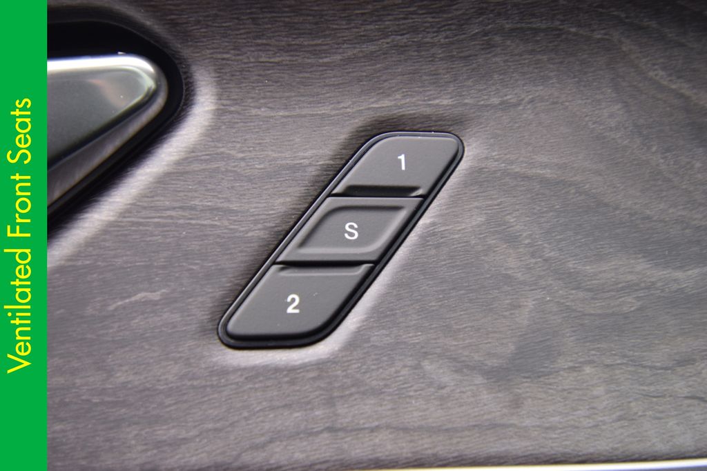 new 2025 Jeep Grand Cherokee L car, priced at $48,064
