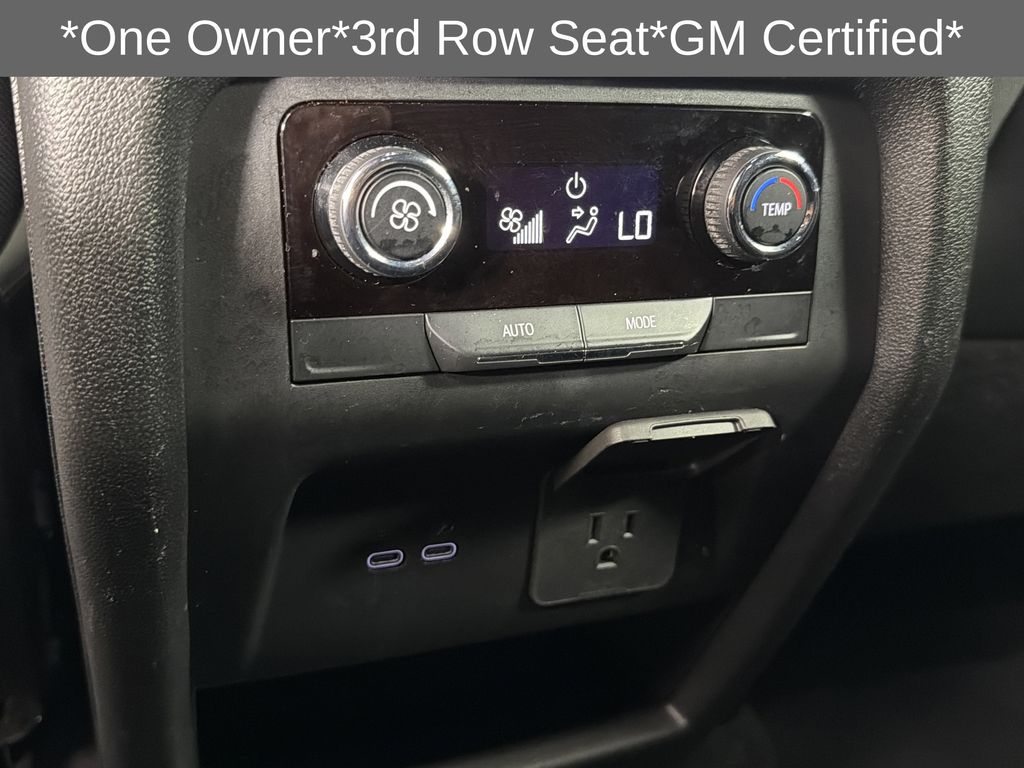 used 2024 Chevrolet Traverse car, priced at $33,333