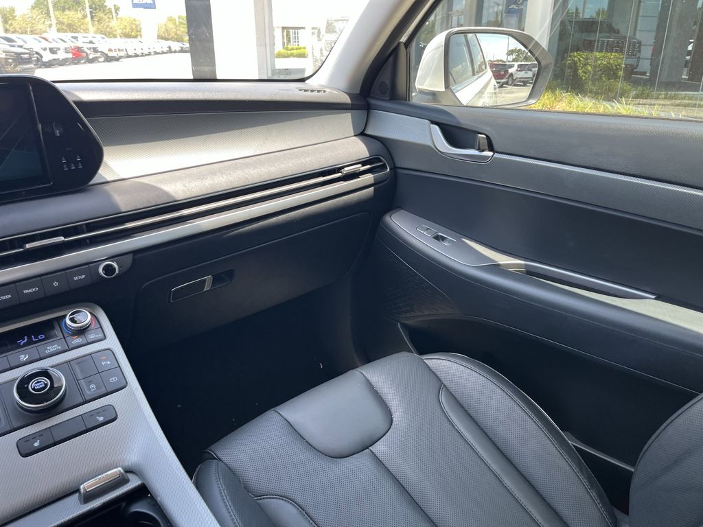 used 2024 Hyundai Palisade car, priced at $36,992