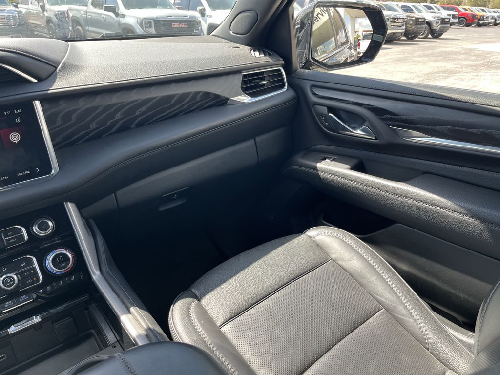 used 2023 GMC Yukon car, priced at $58,391