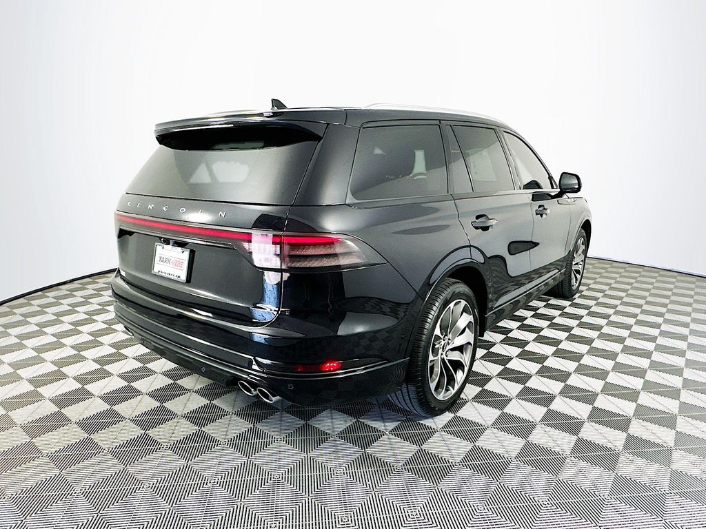 used 2023 Lincoln Aviator Plug-In Hybrid car, priced at $54,126