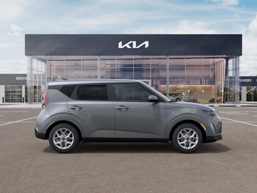 new 2025 Kia Soul car, priced at $20,004