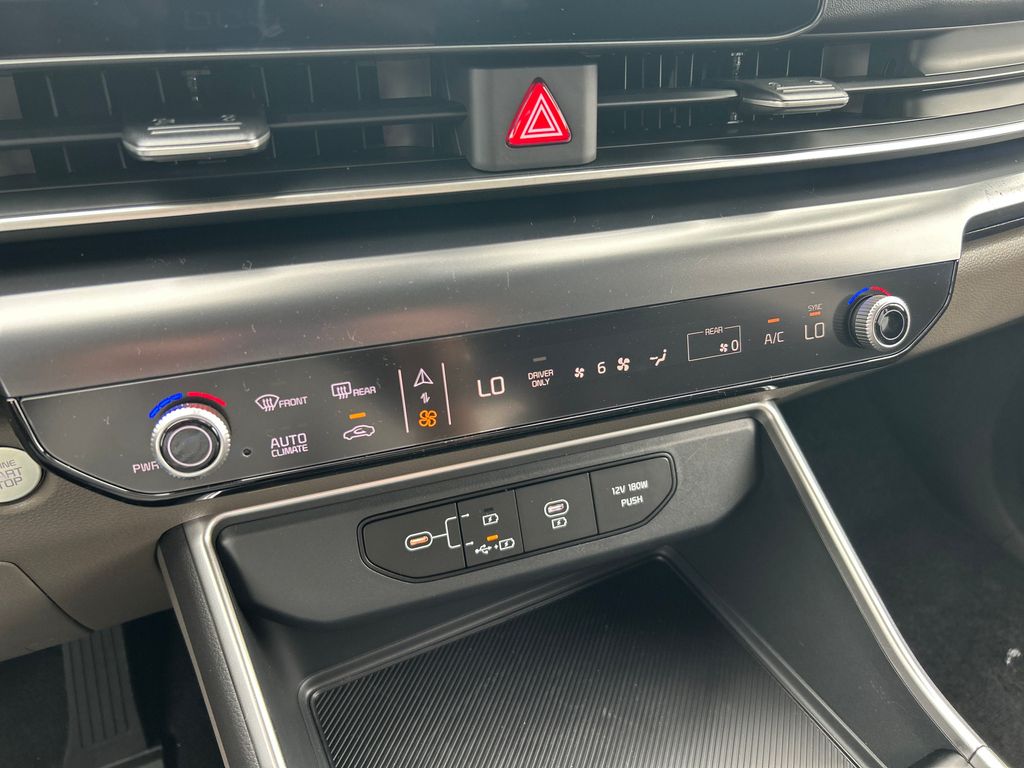 new 2026 Kia Carnival Hybrid car, priced at $40,982
