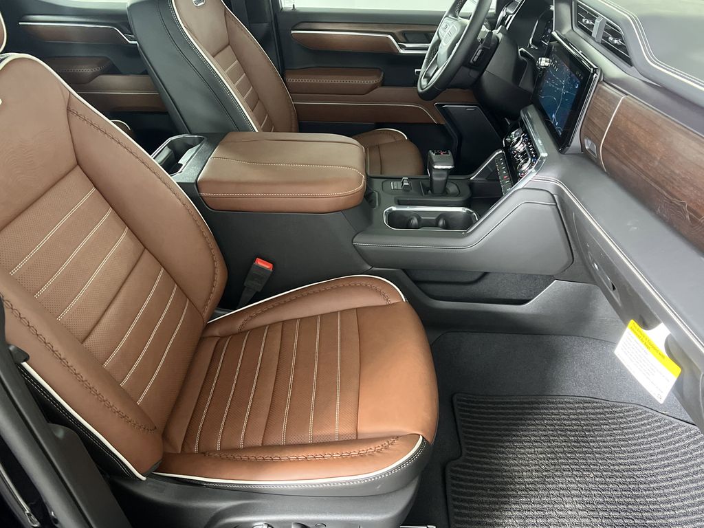 new 2025 GMC Sierra 1500 car, priced at $78,239
