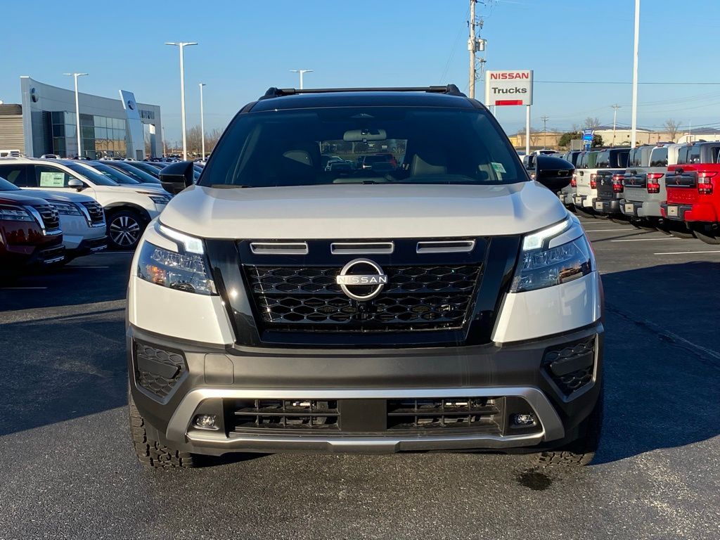 new 2025 Nissan Pathfinder car, priced at $43,609