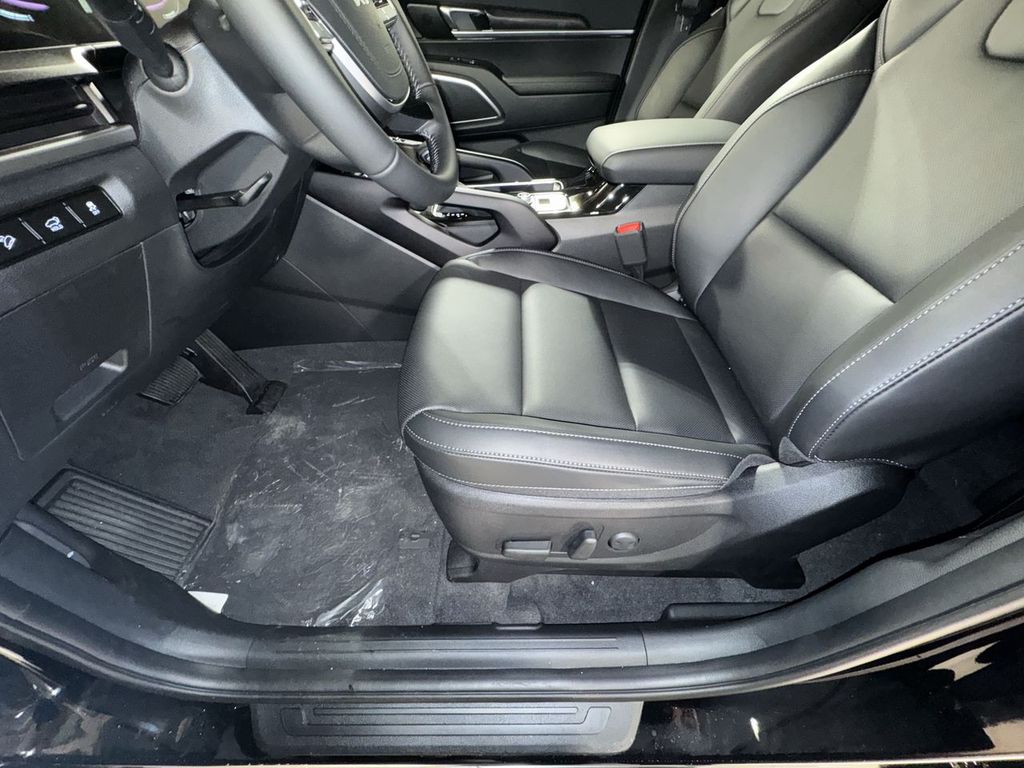 new 2025 Kia Telluride car, priced at $41,593