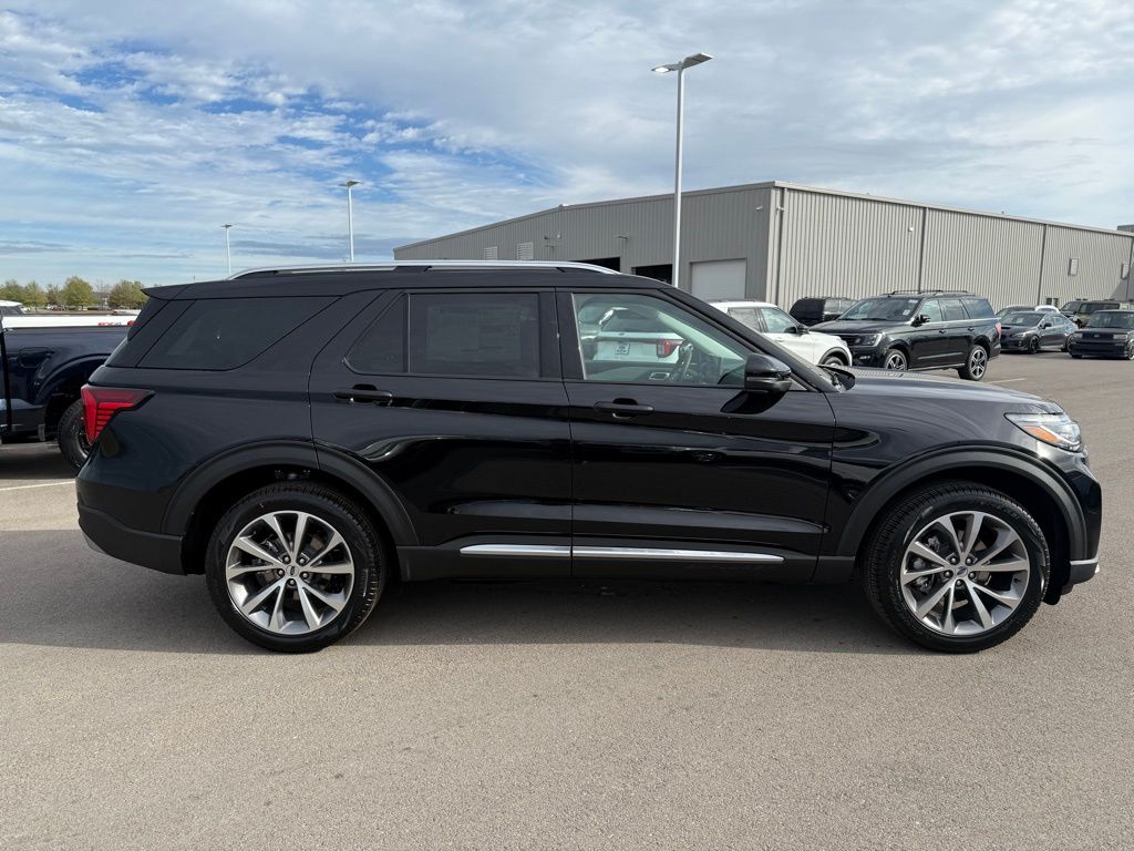 new 2025 Ford Explorer car, priced at $56,169