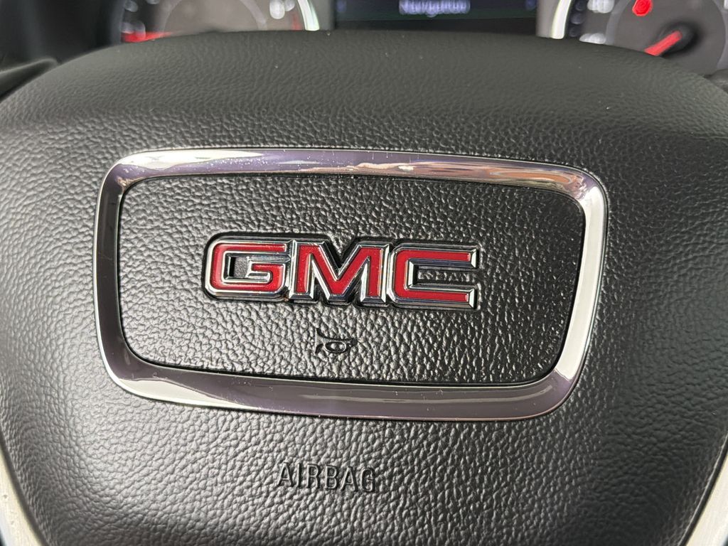 used 2023 GMC Acadia car, priced at $26,555