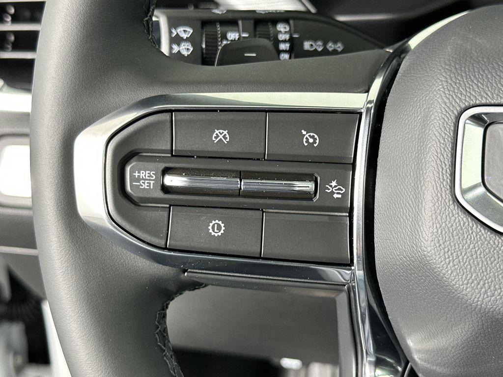 new 2025 GMC Acadia car, priced at $50,129