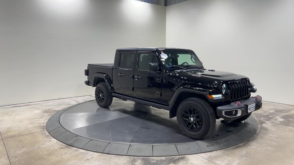 used 2023 Jeep Gladiator car, priced at $34,538