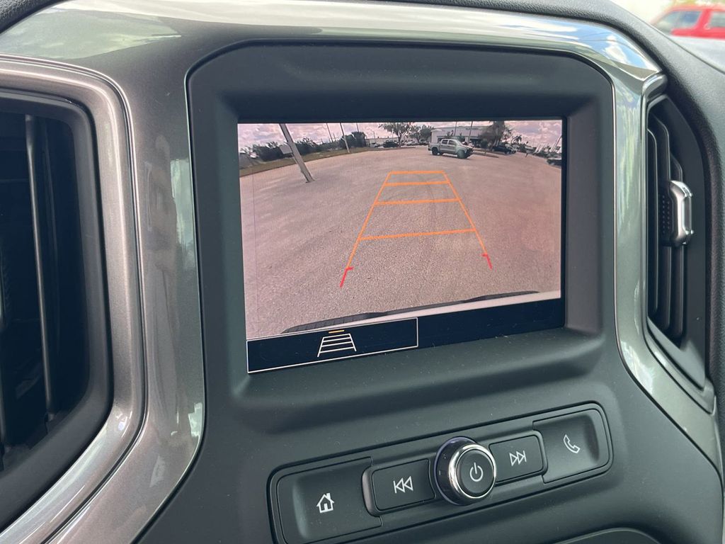 new 2025 Chevrolet Silverado 1500 car, priced at $37,994