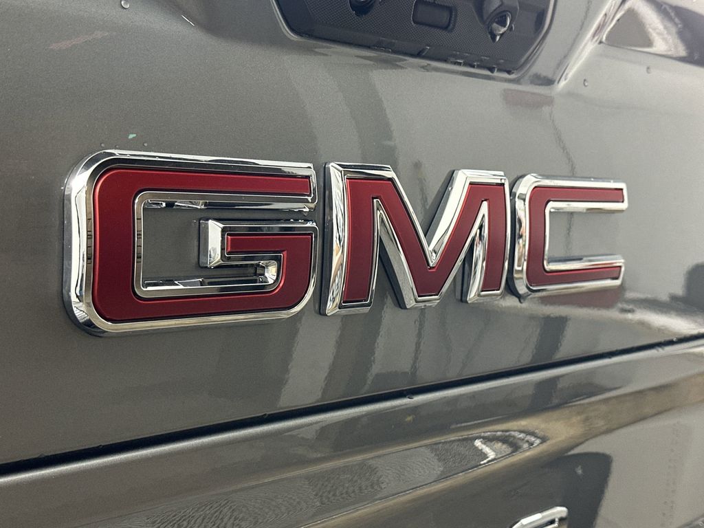 new 2025 GMC Sierra 1500 car, priced at $60,224