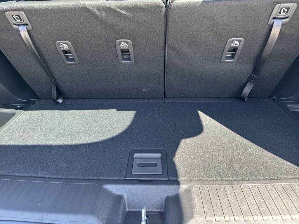new 2025 Honda Pilot car, priced at $54,226