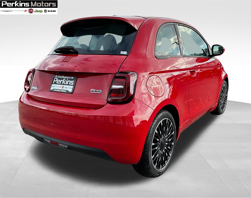 new 2024 FIAT 500e car, priced at $34,584