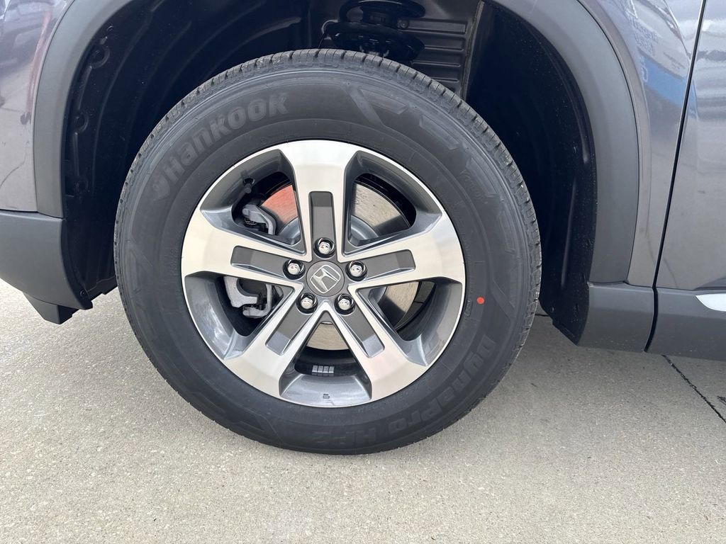 new 2025 Honda Pilot car, priced at $44,573