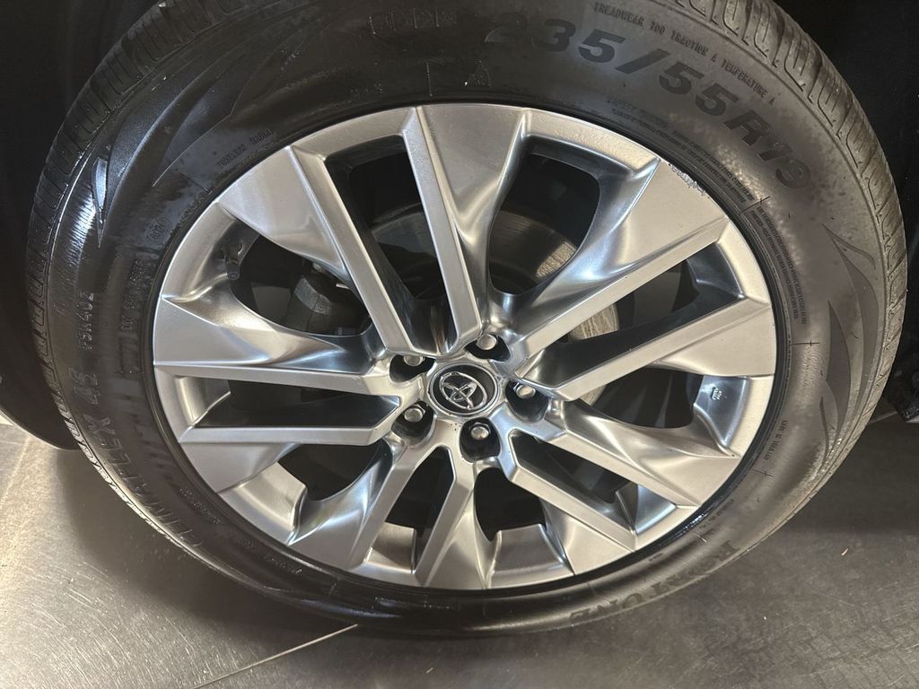 used 2020 Toyota RAV4 car, priced at $26,185