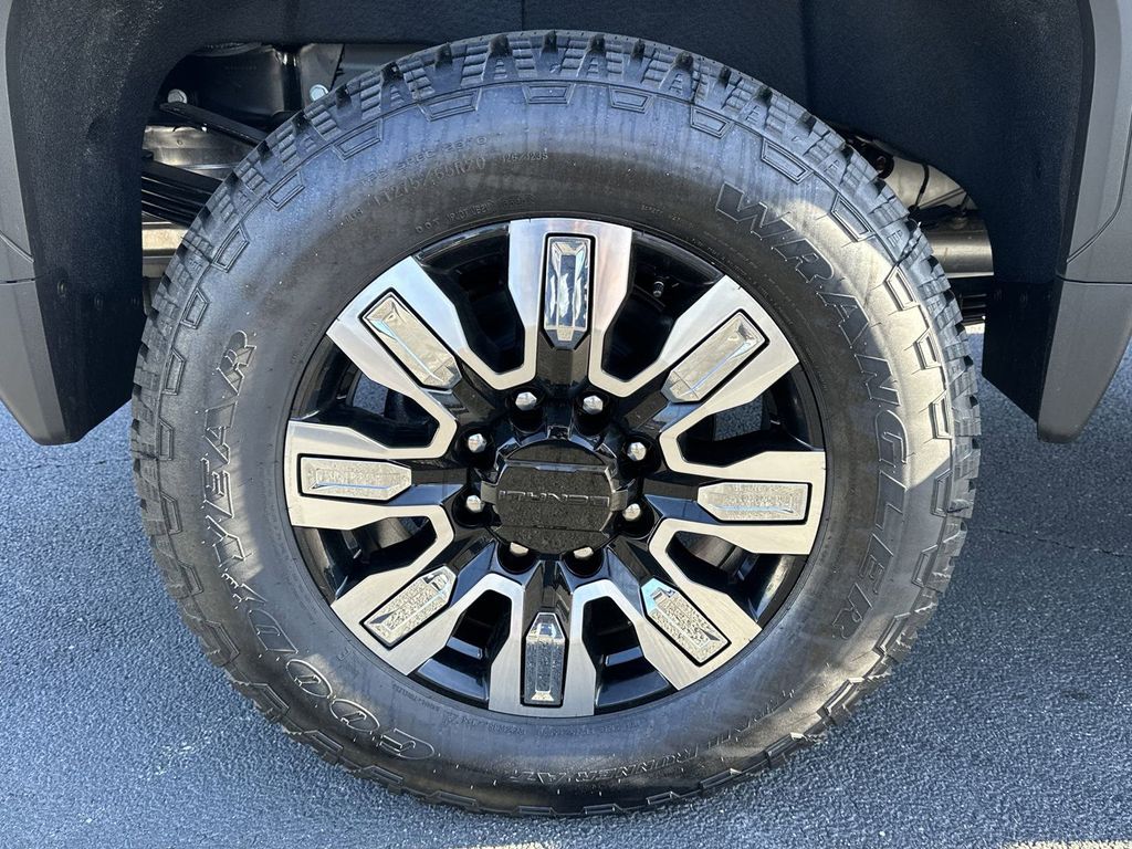 new 2025 GMC Sierra 2500HD car, priced at $86,009