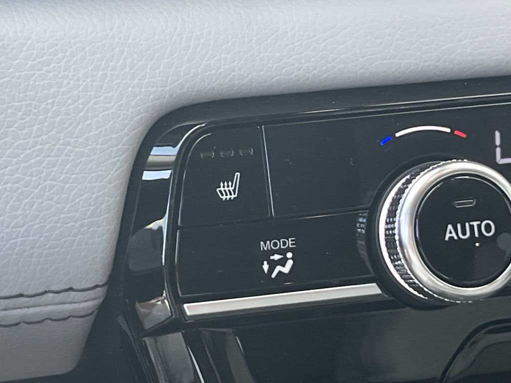 new 2025 Honda Pilot car, priced at $47,942