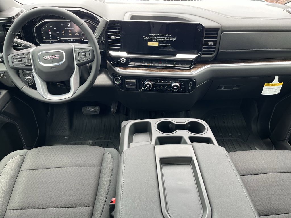 new 2025 GMC Sierra 1500 car, priced at $50,195